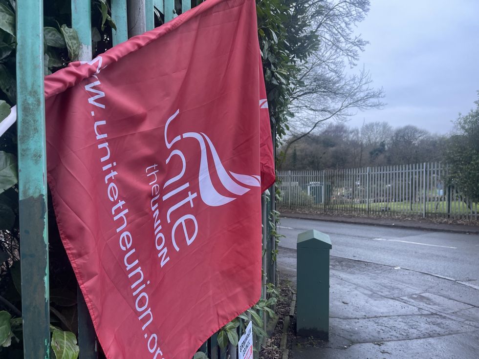 \u200bUnite union flag on picket line
