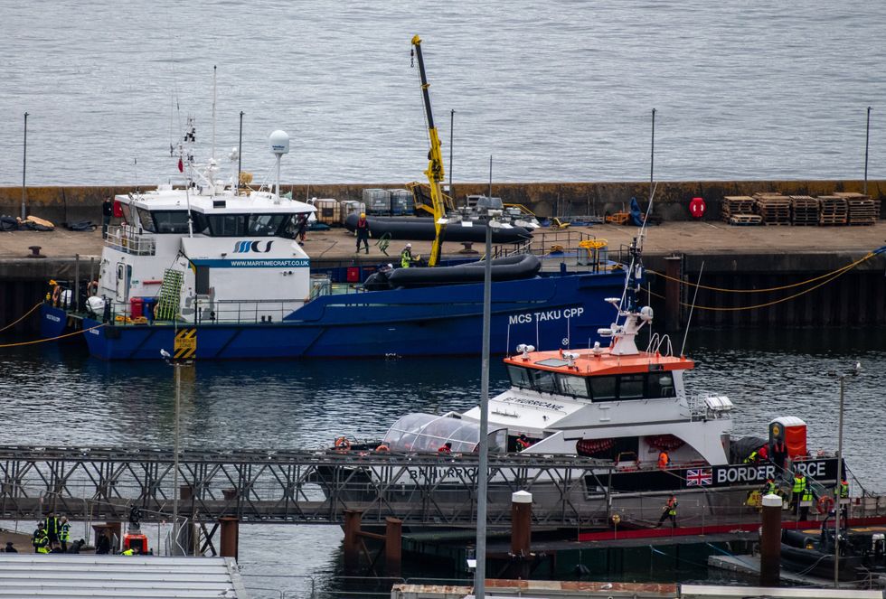 UK border force bringing in migrants