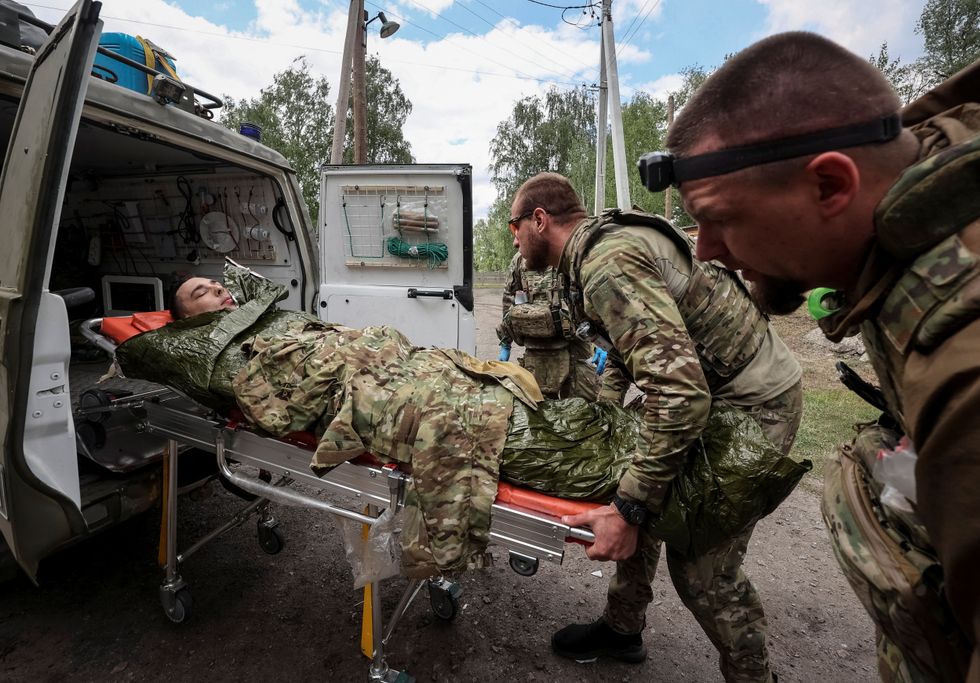 Ukrainian military personnel in Kharkiv