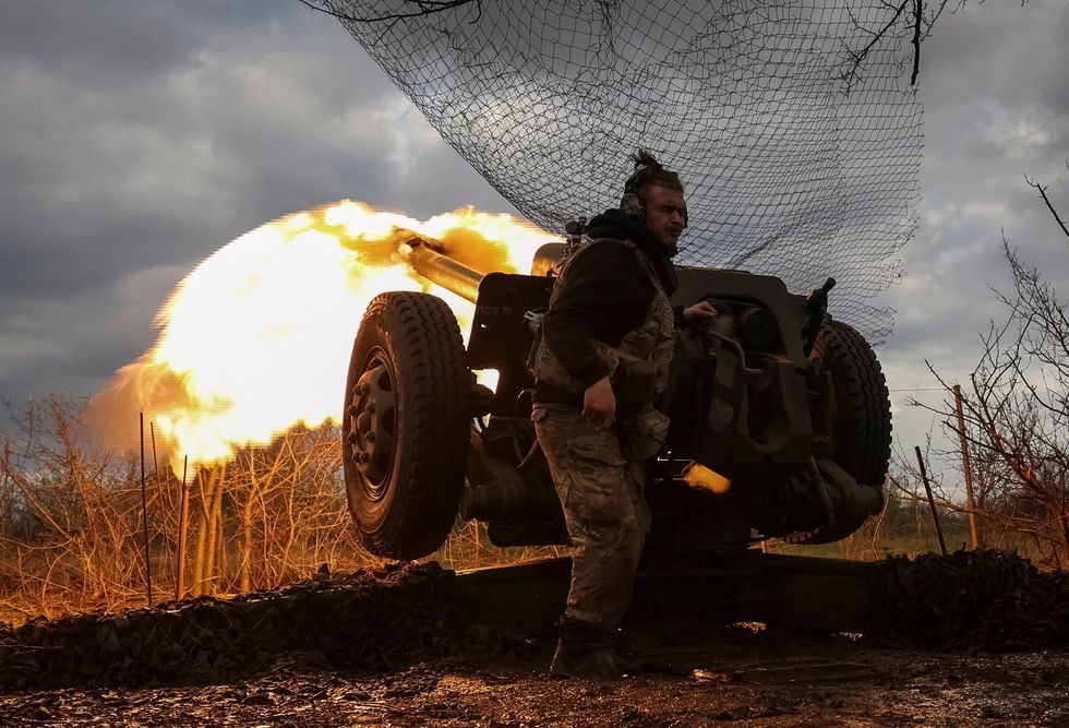 Ukrainian soldier firing tank