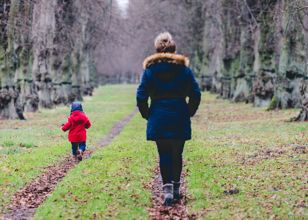 Undated Handout Photo of a woman and her child walking in Clumber Park. See PA Feature GARDENING Advice Winter Gardens. Picture credit should read: Alamy/PA. WARNING: This picture must only be used to accompany PA Feature GARDENING Advice Winter Gardens.