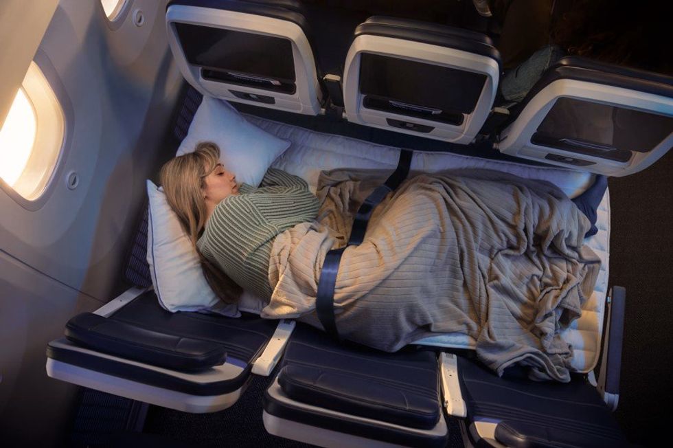 United Airlines Relax Row seating