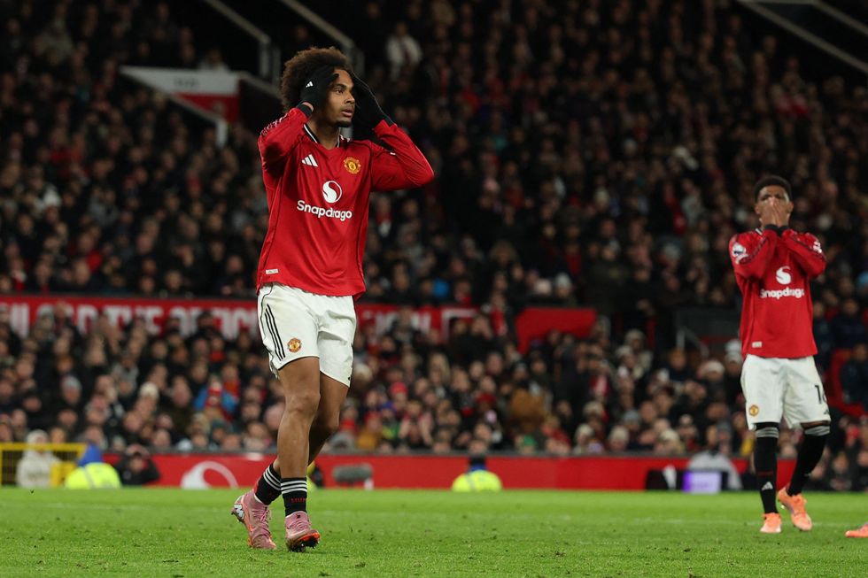 United were turgid in attack as Joshua Zirkzee was thwarted by Jordan Pickford on numerous occasions