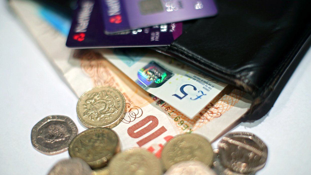 Universal Credit recipients look set to receive hundreds of pounds in cash
