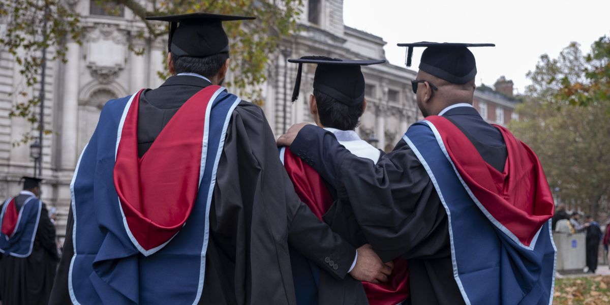Thousands of foreign students vanish from Britain after failing to pay nearly £900MILLION in loans