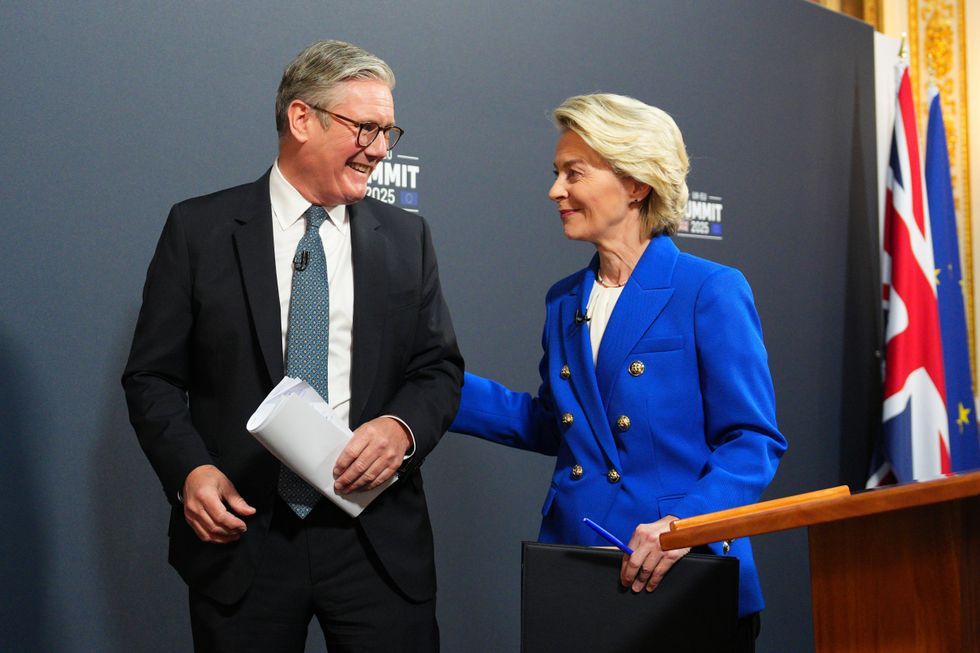 Ursula von der Leyen and Keir Starmer