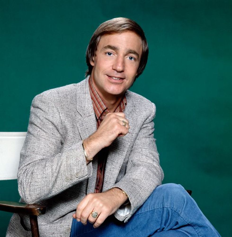US comedian Kelly Monteith, who was best known for his self-titled BBC comedy show, has died at the age of 80.