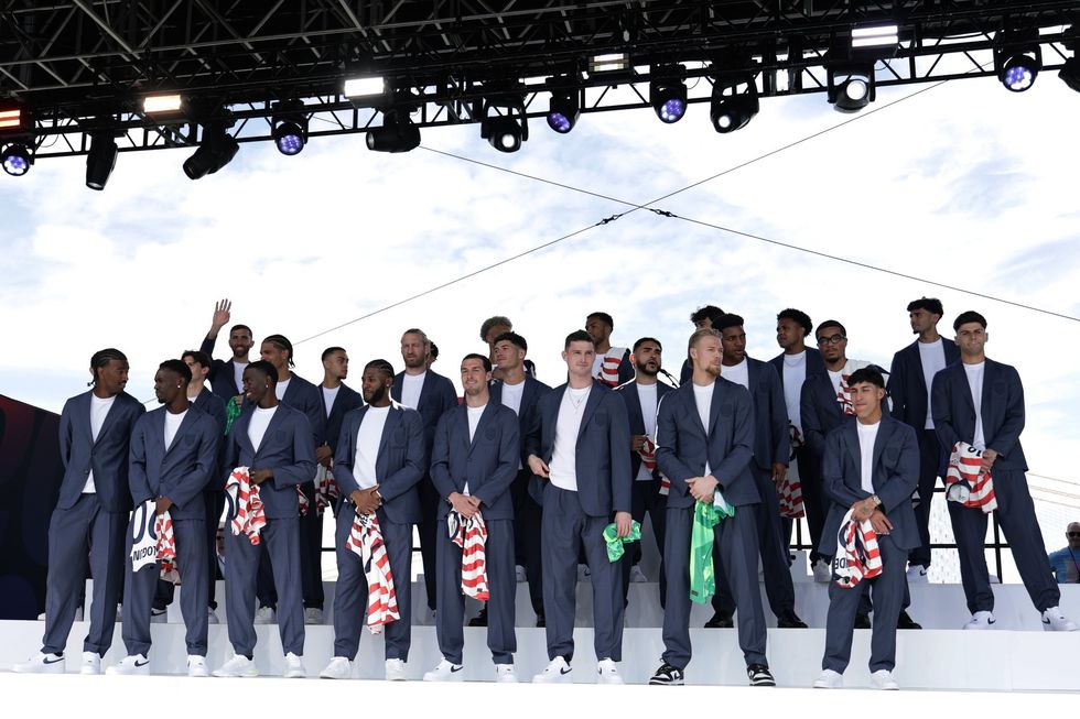 USA players pose with their jerseys after being named in Mauricio Pochettino's World Cup squad