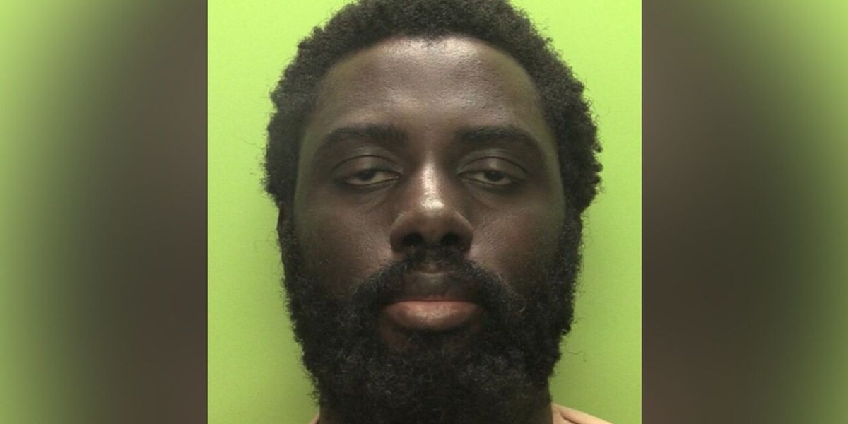 Valdo Calocane allowed to stay in student accommodation despite attacking and trapping flatmates as they were forced to move out instead Valdo Calocane allowed to stay in student accommodation despite attacking and trapping flatmates as they were forced to move out instead