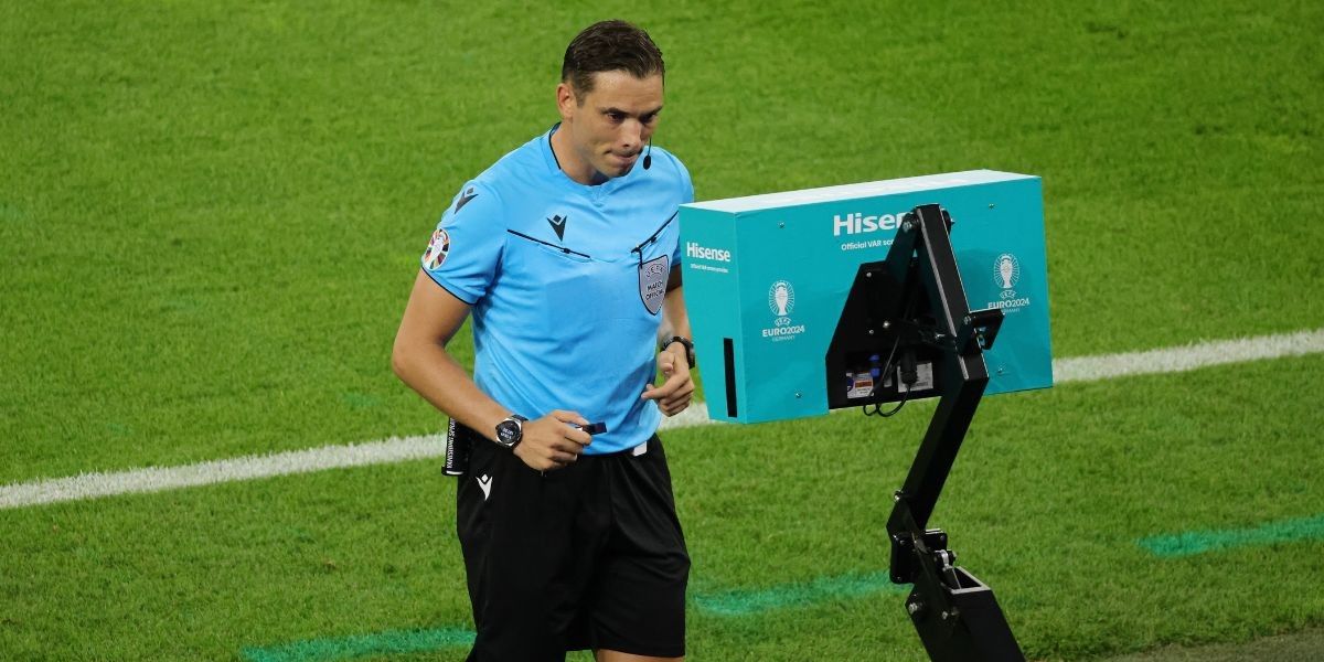 VAR to be given even more powers at World Cup as Fifa prepare changes following England goal VAR to be given even more powers at World Cup as Fifa prepare changes following England goal