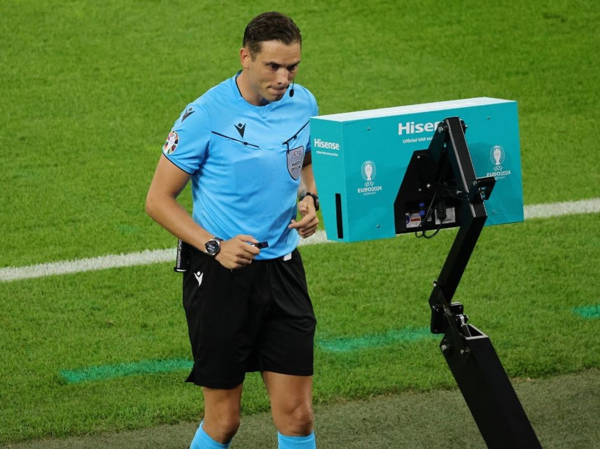 VAR