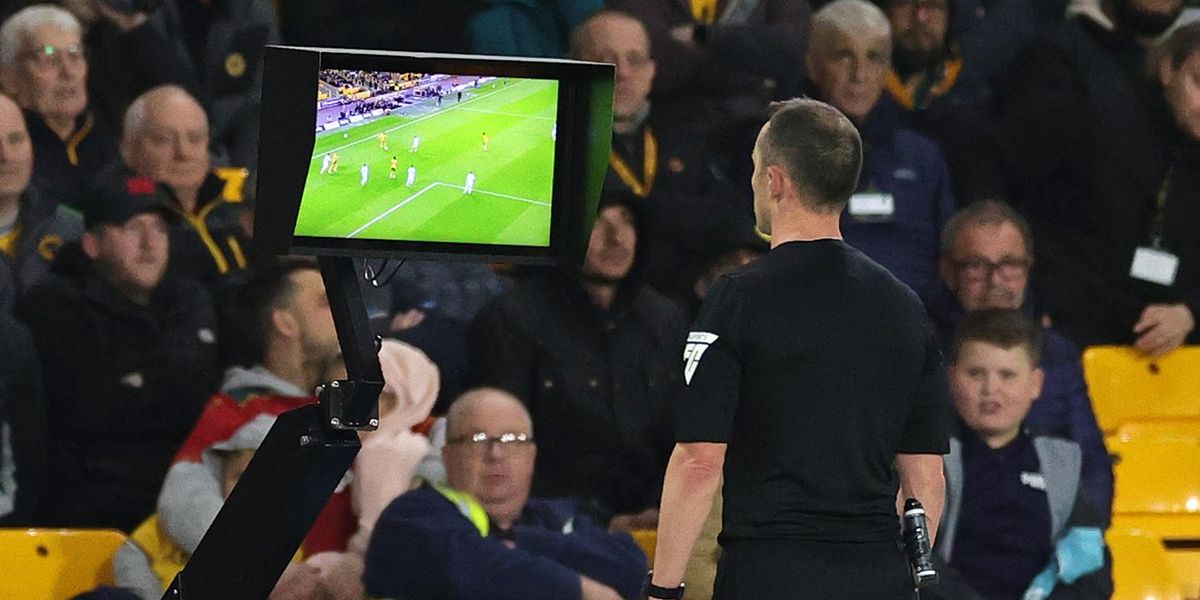 Alan Shearer scathing attack on VAR exposes football pundits as part of the Premier League problem Alan Shearer scathing attack on VAR exposes football pundits as part of the Premier League problem