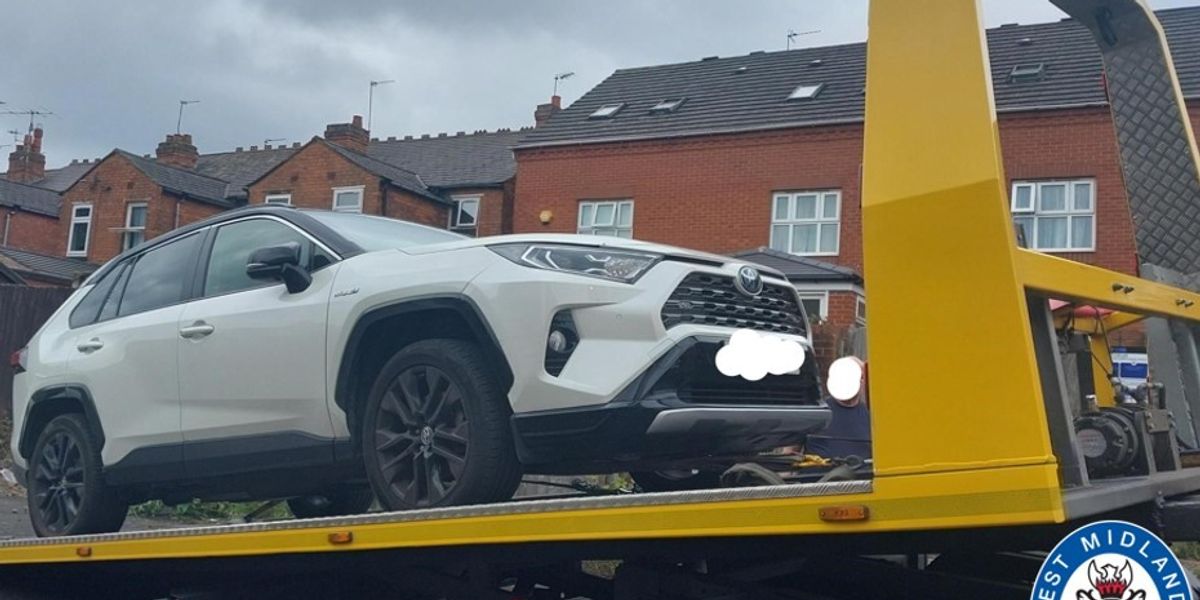 NextImg:Britons face lifetime driving bans and £1,000 fines for traffic offences as police target 'reckless' motorists