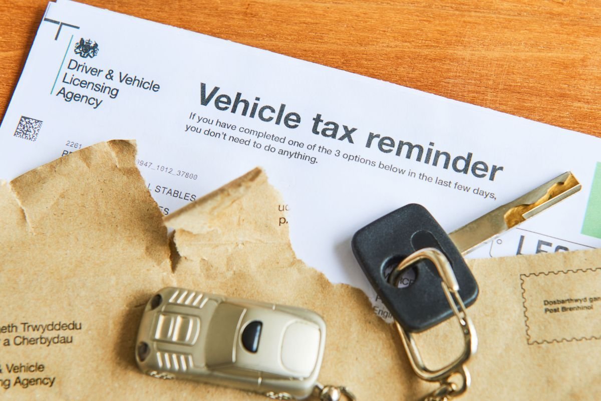 Vehicle tax reminder