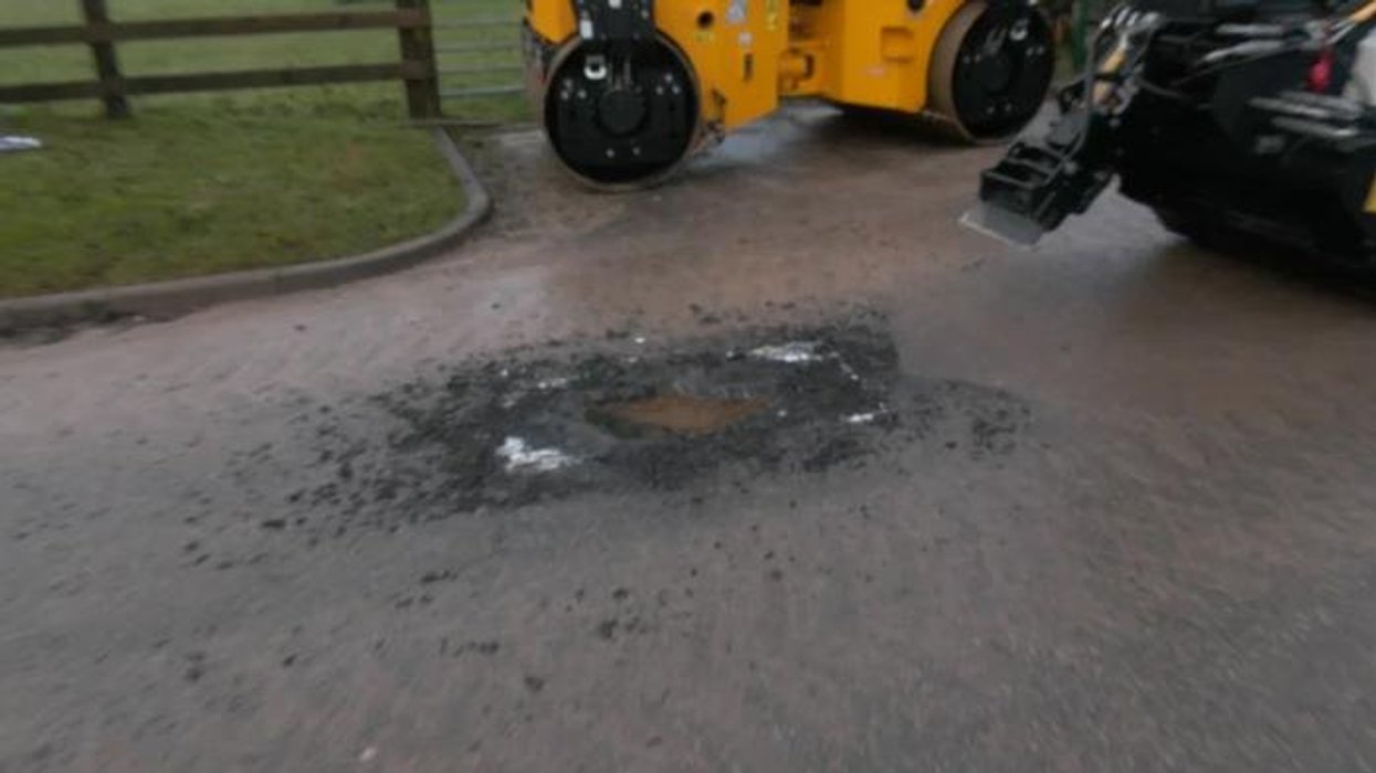 Man slapped with fine after car was damaged from driving over pothole