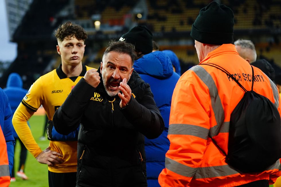 Vitor Pereira went over to the home support to hit back at chants against his managerial reign