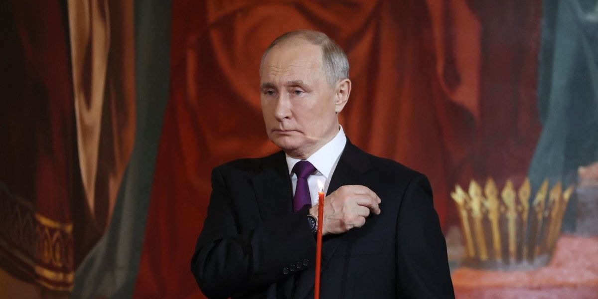 NextImg:Vladimir Putin announces 'Easter truce' with Ukraine as Russia temporarily halts fighting