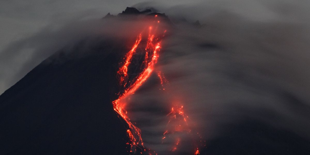 NextImg:Volcano predicted to erupt TODAY as scientists issue major warning