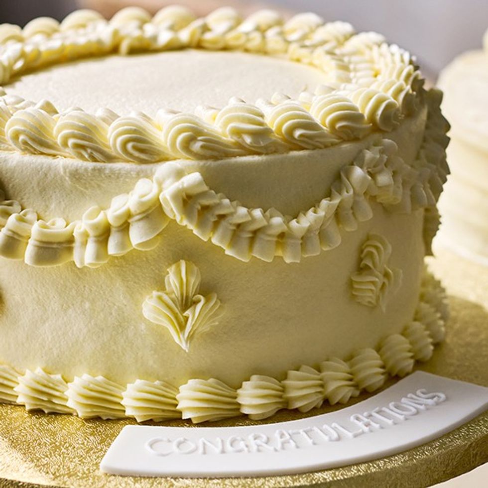 Waitrose Vintage Style Lemon & Raspberry Lambeth Cake