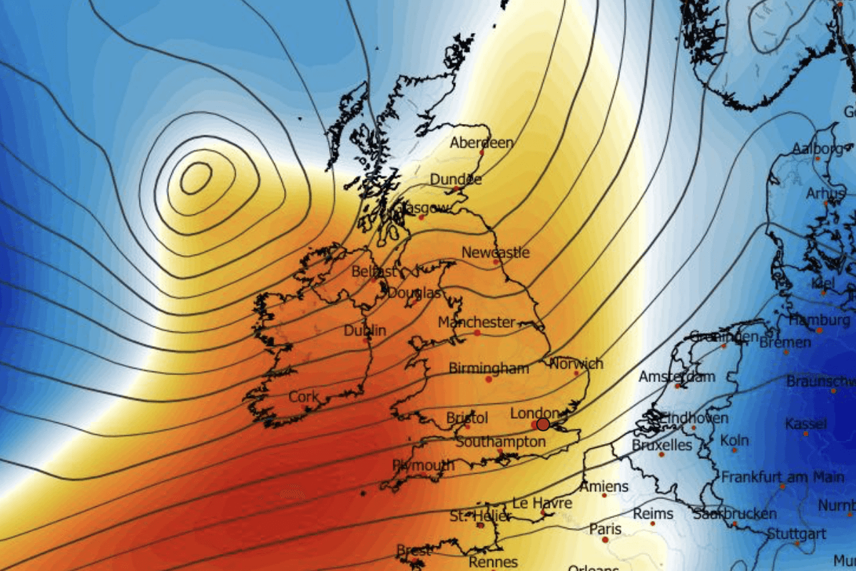 Warm sector simmers over Britain