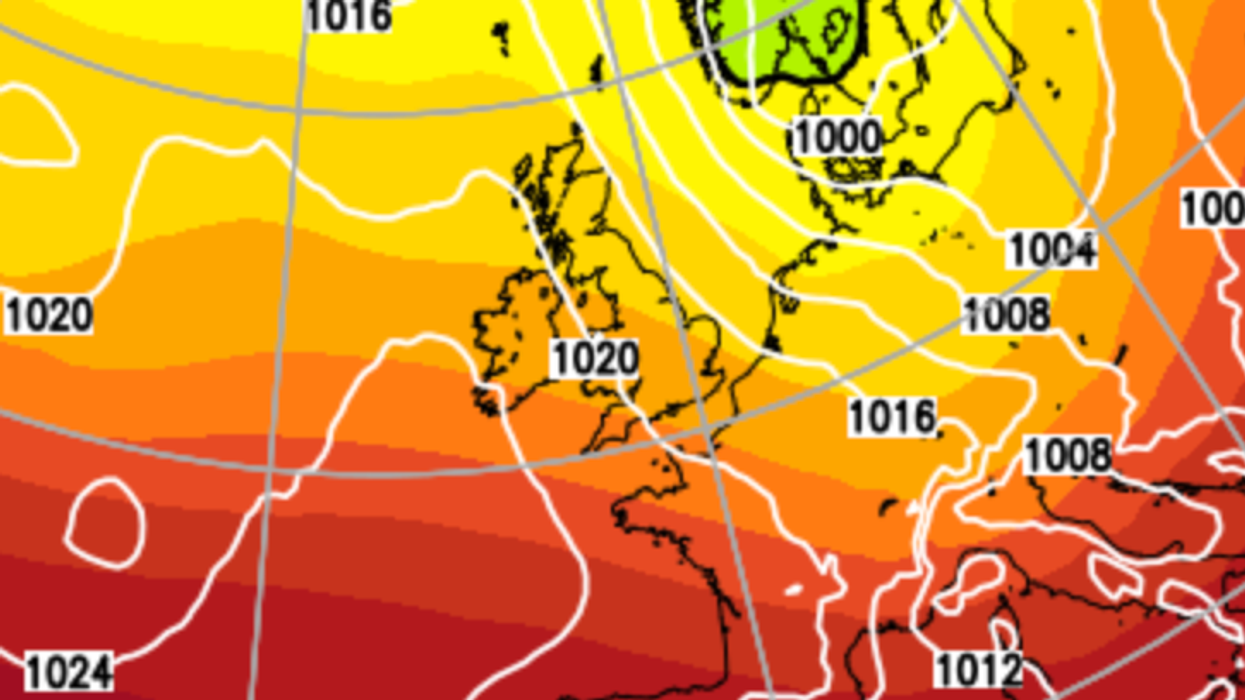 Warm temperatures weather map