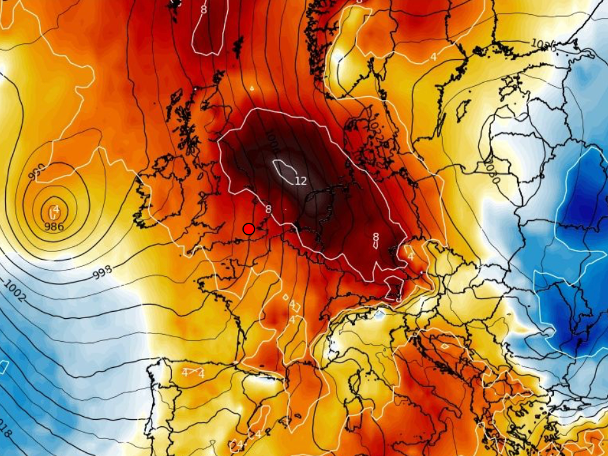UK weather forecast: Atlantic hurricane to send temperatures soaring as African plume brings in 7...