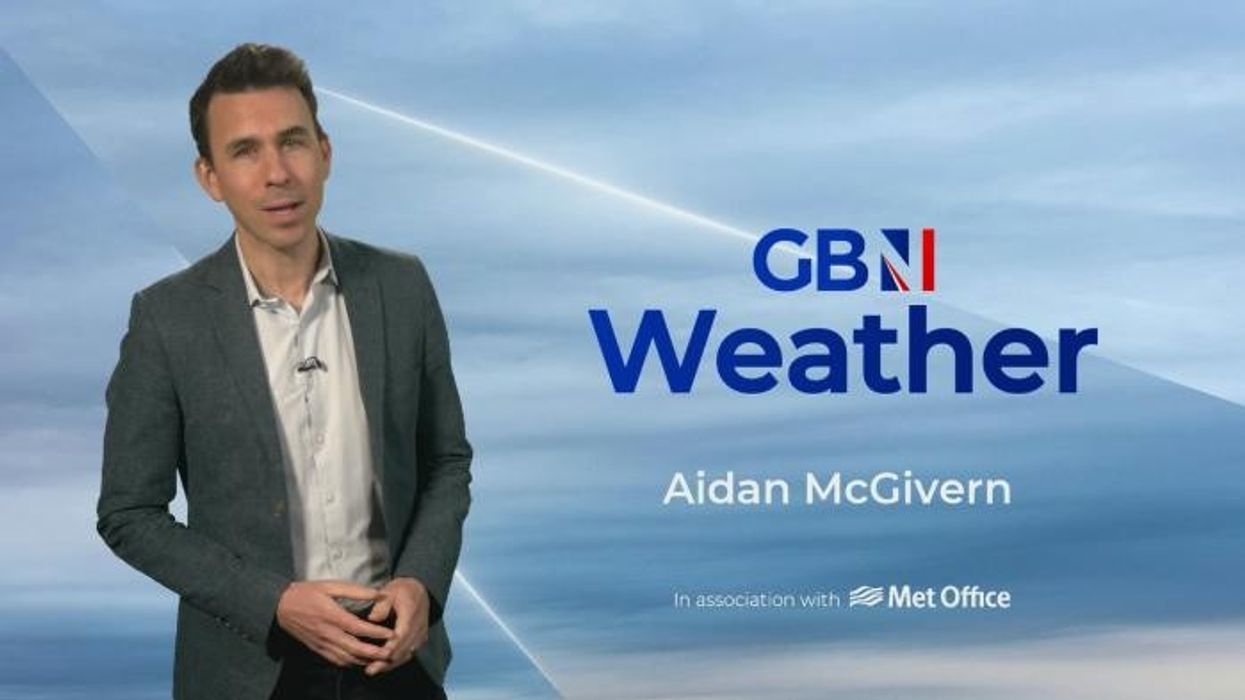 UK weather: Dominant 'anticyclone' to bring 'foggy gloom' as forecaster 'uncertain' on potential white Christmas