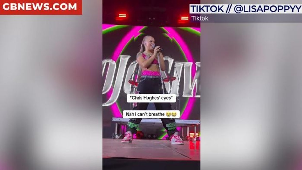 JoJo Siwa, 22, delays US tour dates as romance with Chris Hughes, 32, blossoms