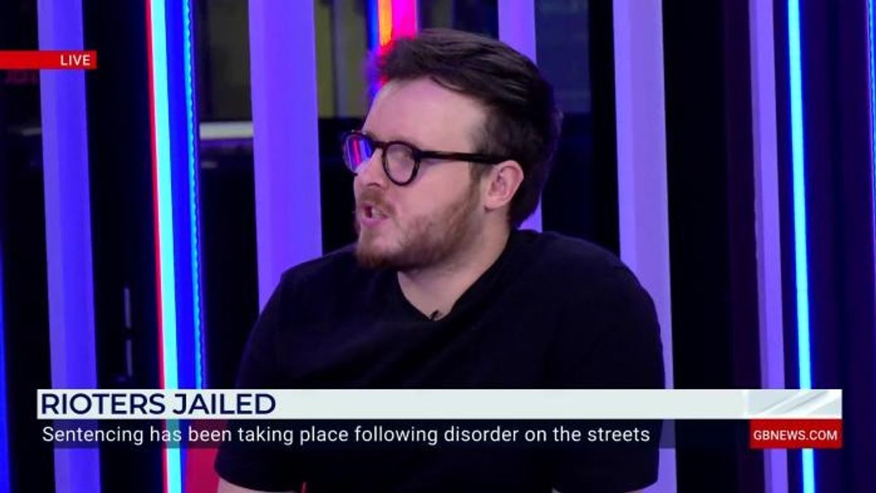 ‘Checkmate’: Tense GB News row erupts over migrant crisis as guest fumes at Labour’s words being used against him: ‘Arrogant swine!’