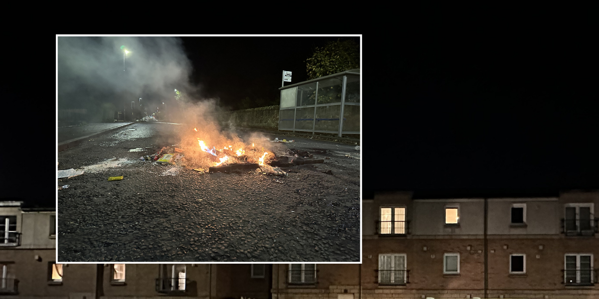 NextImg:Yobs clash with police, hurl fireworks at officers and set bins on fire