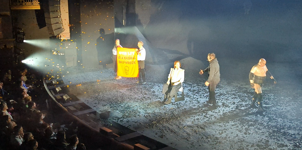NextImg:Just Stop Oil BOOED by West End audience as eco-zealots ruin Shakespeare play by storming stage