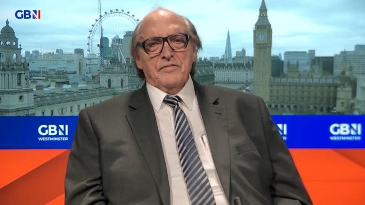 Cars could be sold via contactless payments for first time in history amid new cashless law plans