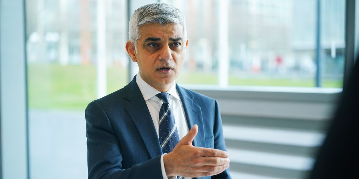 NextImg:Sadiq Khan hints at news eco-measures after praising Paris plans for SUV charge