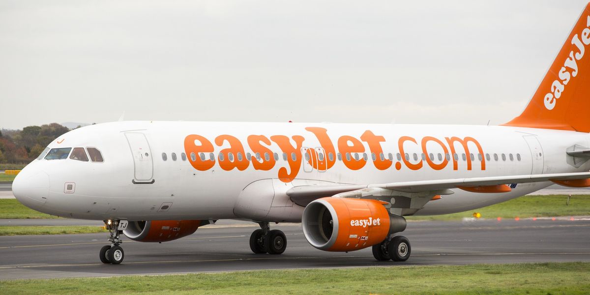 NextImg:EasyJet forced to eject 'drunken' duo from flight from Tenerife to London who drank 'almost a litre of vodka' before take off