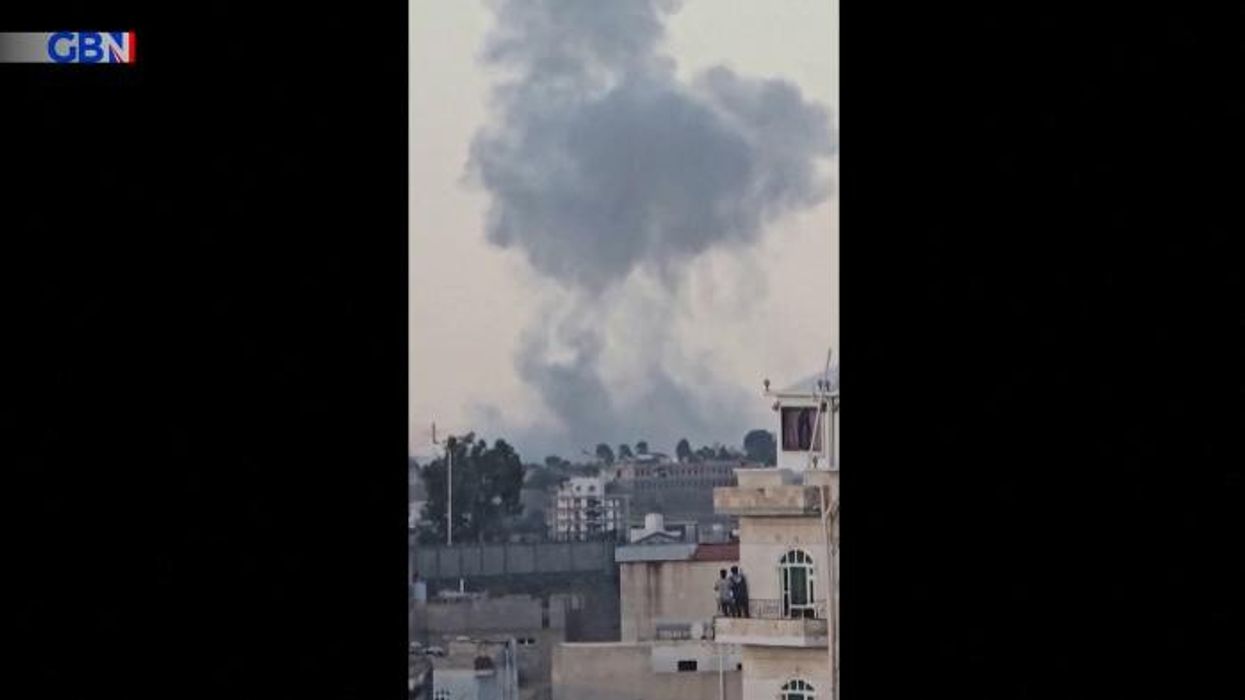 US launches fresh strikes on 15 Houthi rebel targets in Yemen