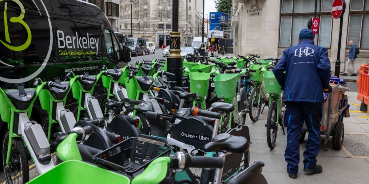 NextImg:E-bikes to face stricter safety rules amid surge in ‘especially dangerous’ parking problems