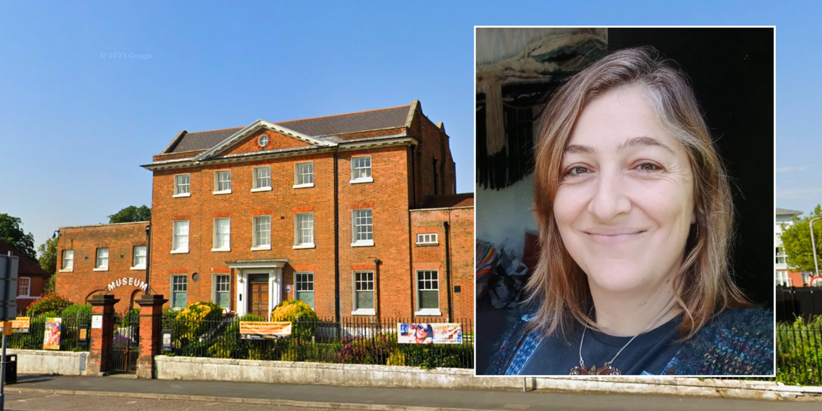NextImg:Artist had to give 'notice to attend her OWN exhibition' after saying it was 'harmful for children to try to change sex'