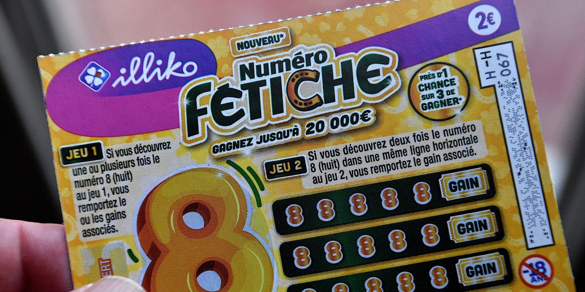 NextImg:Lottery winner offers to split jackpot with thieves who used his credit card to buy ticket