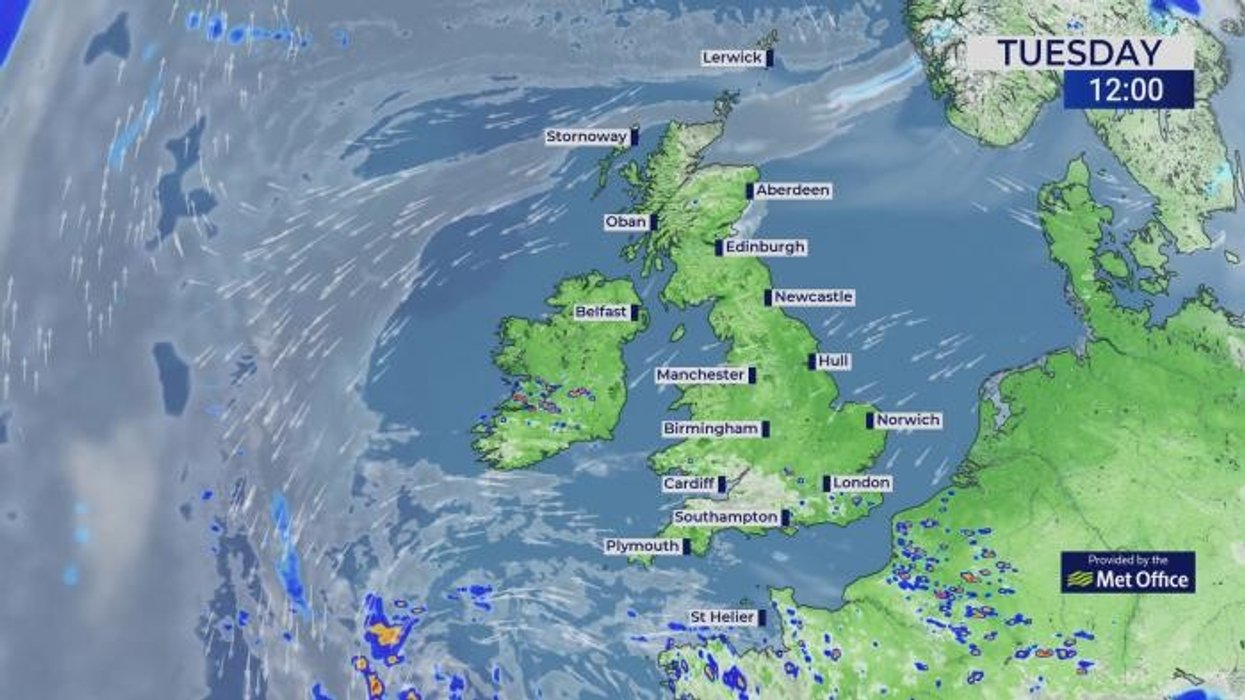 UK weather: 'Summer scorcher' to strike as Britons rejoice at return of 'heat blast'