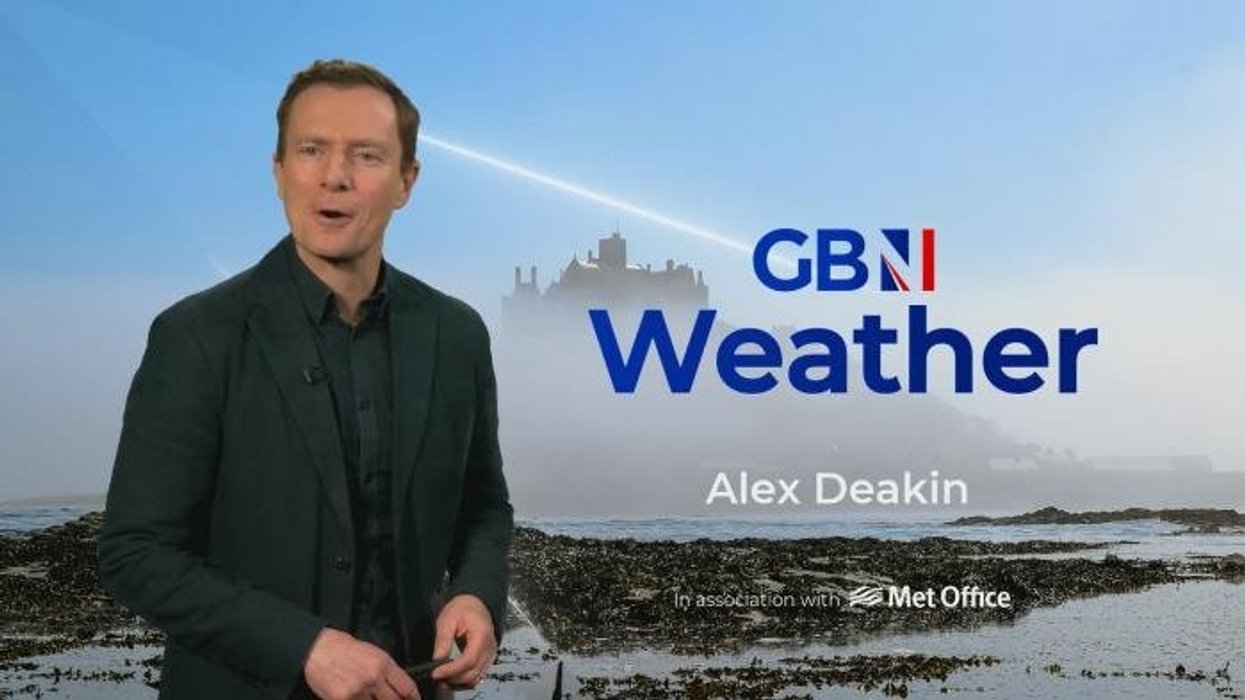 Met Office issues yellow weather alert as Britons warned of strong winds that could cause travel chaos and power outage