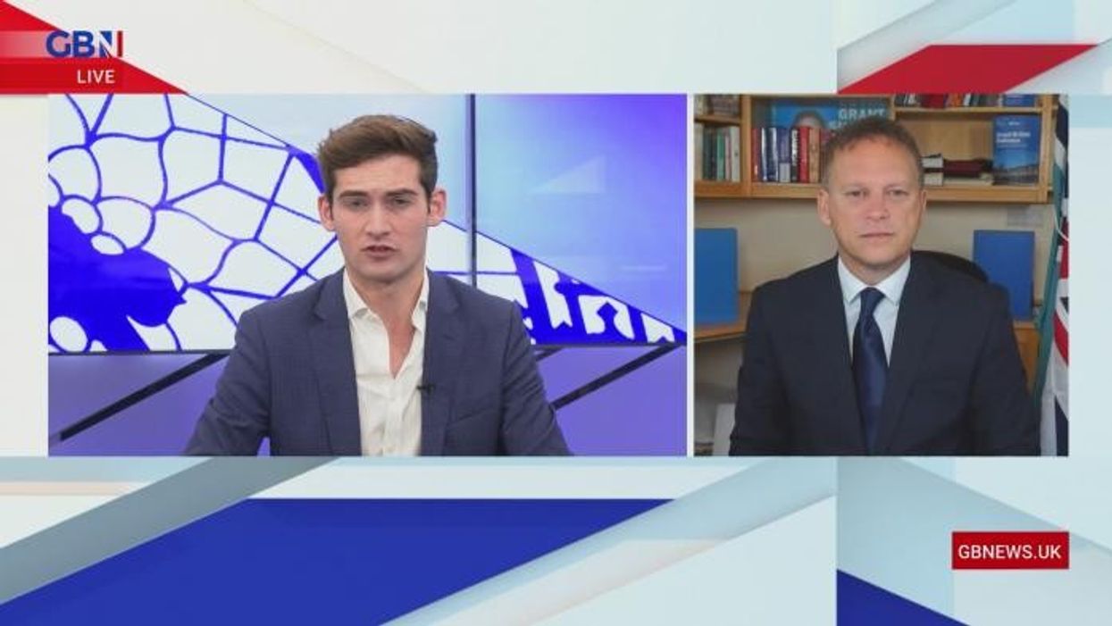 Motoring law changes could see 18-year-olds driving buses and taking HGV theory tests