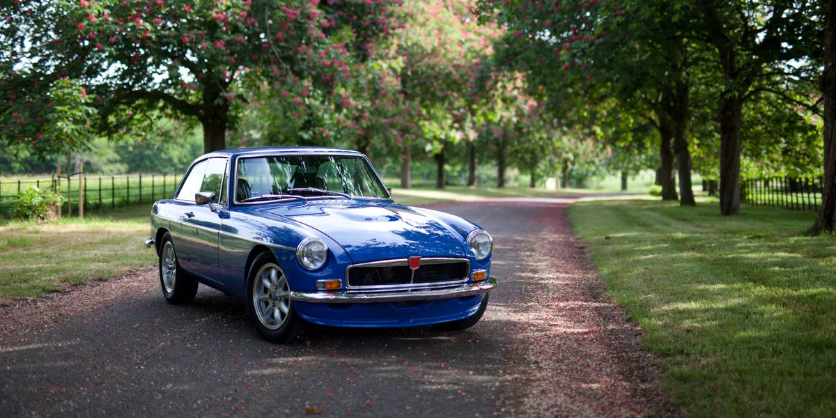 NextImg:Classic car owners call for change 'as soon as possible' as skills shortage could hammer industry