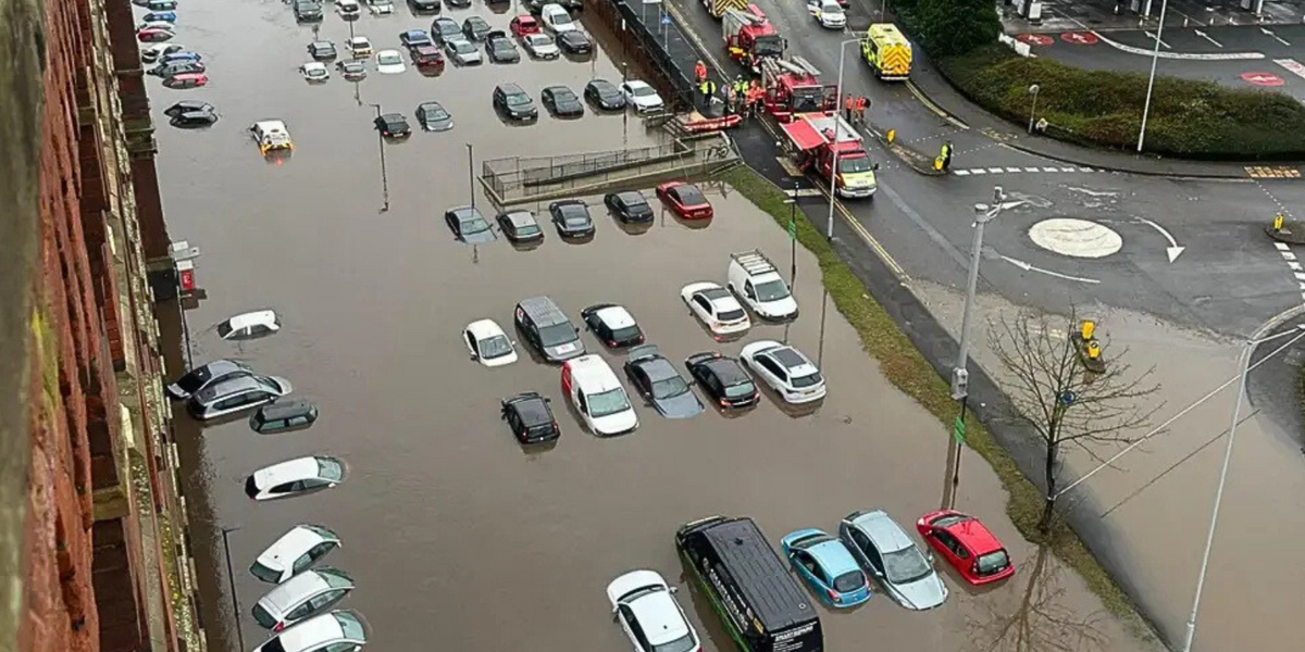 NextImg:'Major incident' declared as New Year's Day rain and flooding drenches North West