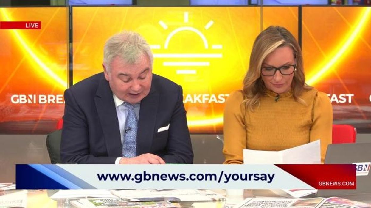 Johnnie Walker leaves BBC Radio 2 listeners 'in tears' as he signs off final show with poignant message