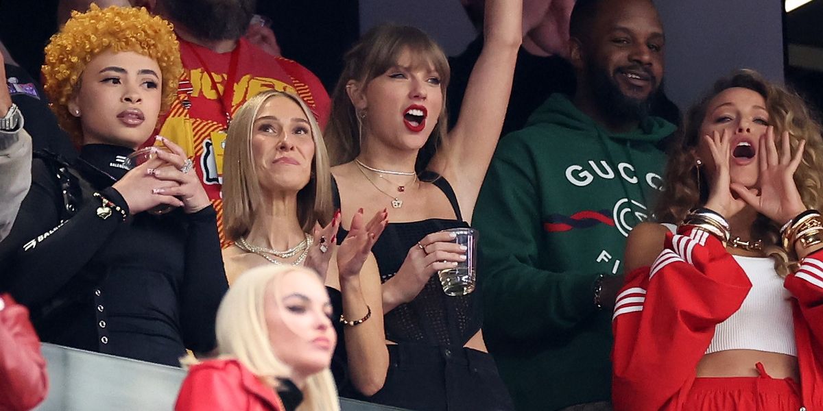 NextImg:Taylor Swift makes sweet gesture to Travis Kelce with subtle Easter egg in Super Bowl LVIII outfit