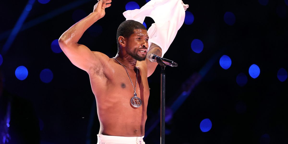 NextImg:Usher's Super Bowl LVIII half-time show branded 'worst ever' as fans issue same complaint