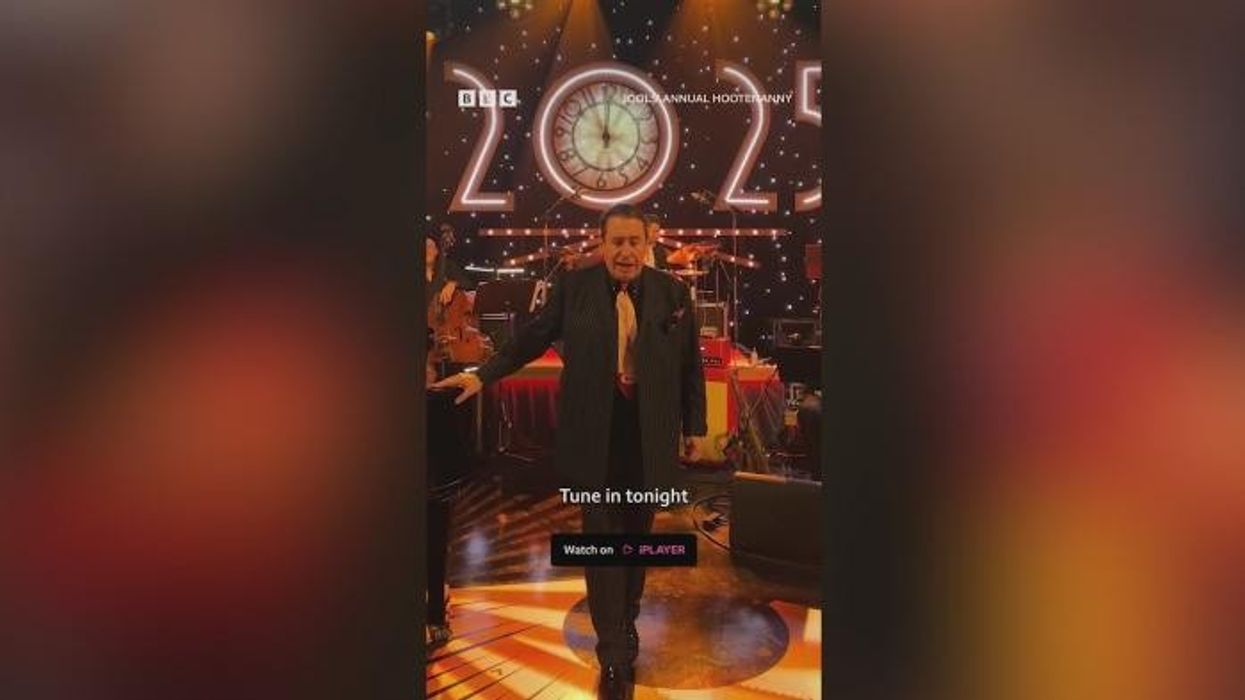 Bob Geldof, 73, distracts BBC Hootenanny viewers as fans slam 'ridiculous' behaviour during New Years performance