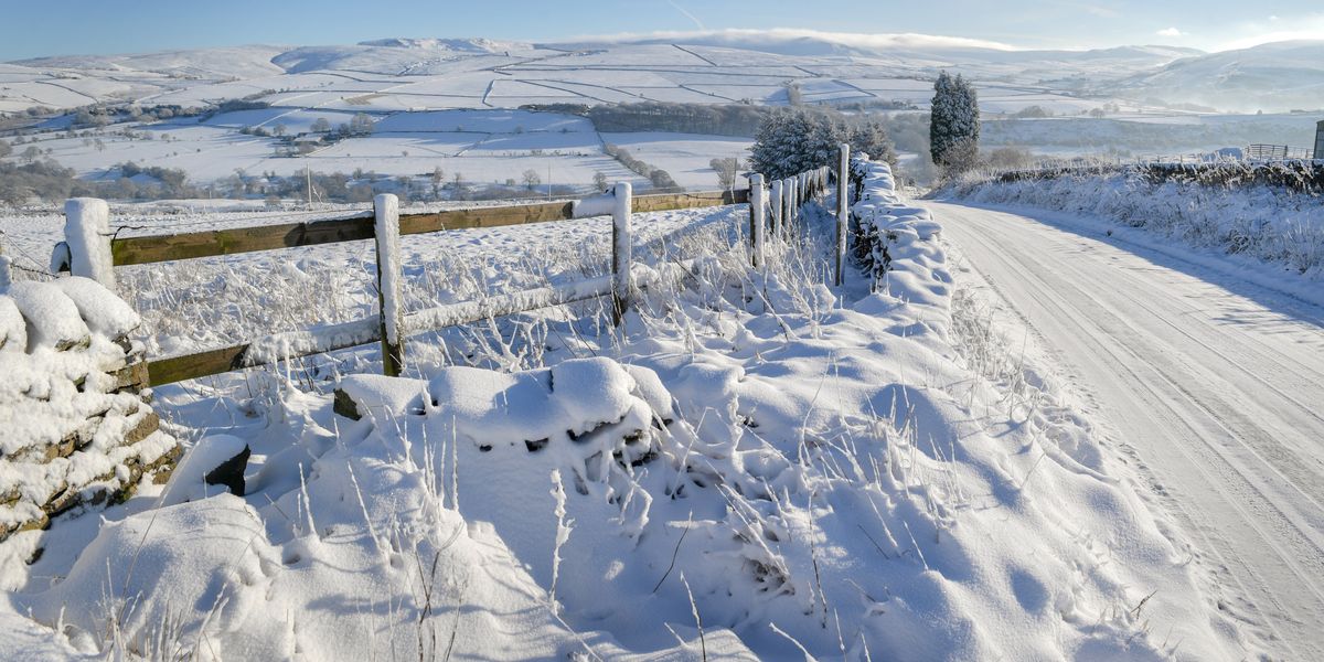 NextImg:Met Office warns 'blocking patterns' set to bring snow to southern Britain - 'Wintry until April'