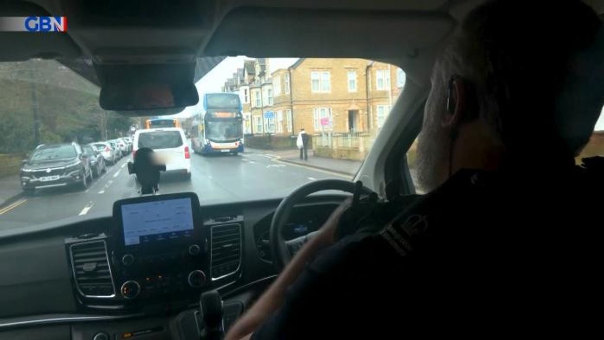 WATCH: Officers raid barbershop employing migrants as criminal gangs exploit high-streets