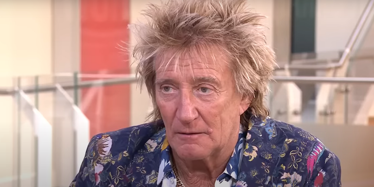 Rod Stewart blasted for wading into election row as singer says Starmer 'deserves a chance'